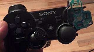 FIFA 15 oynarken gamepad'i kıran oyuncu Götze'yi suçladı!