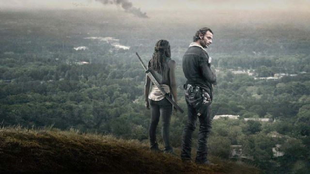 Yeni Walking Dead bölümünün ilk 4 dakikası yayınlandı