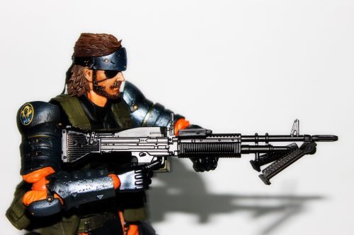 Peace Walker HD Edition- Snake Battle Dress Version Play Arts Kai (Figür İnceleme)